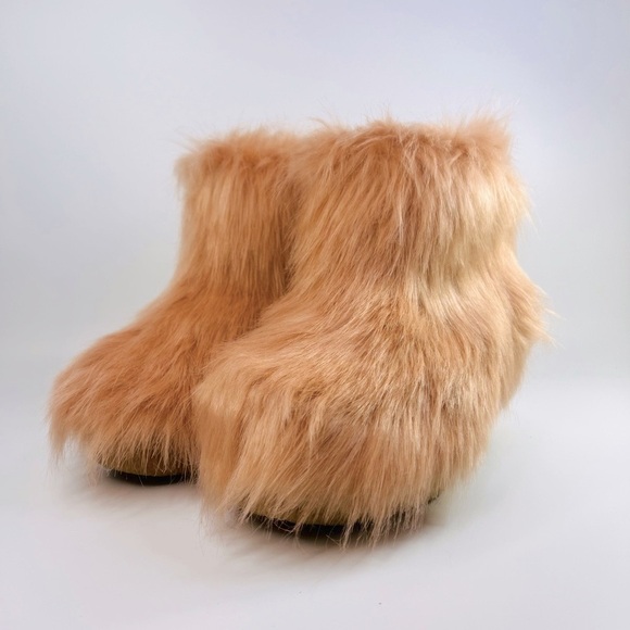 Jeffrey Campbell Platform Derby Pink Faux Fur Bootie - Picture 6 of 14